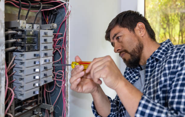 Best Affordable Emergency Electrician  in West Peoria, IL